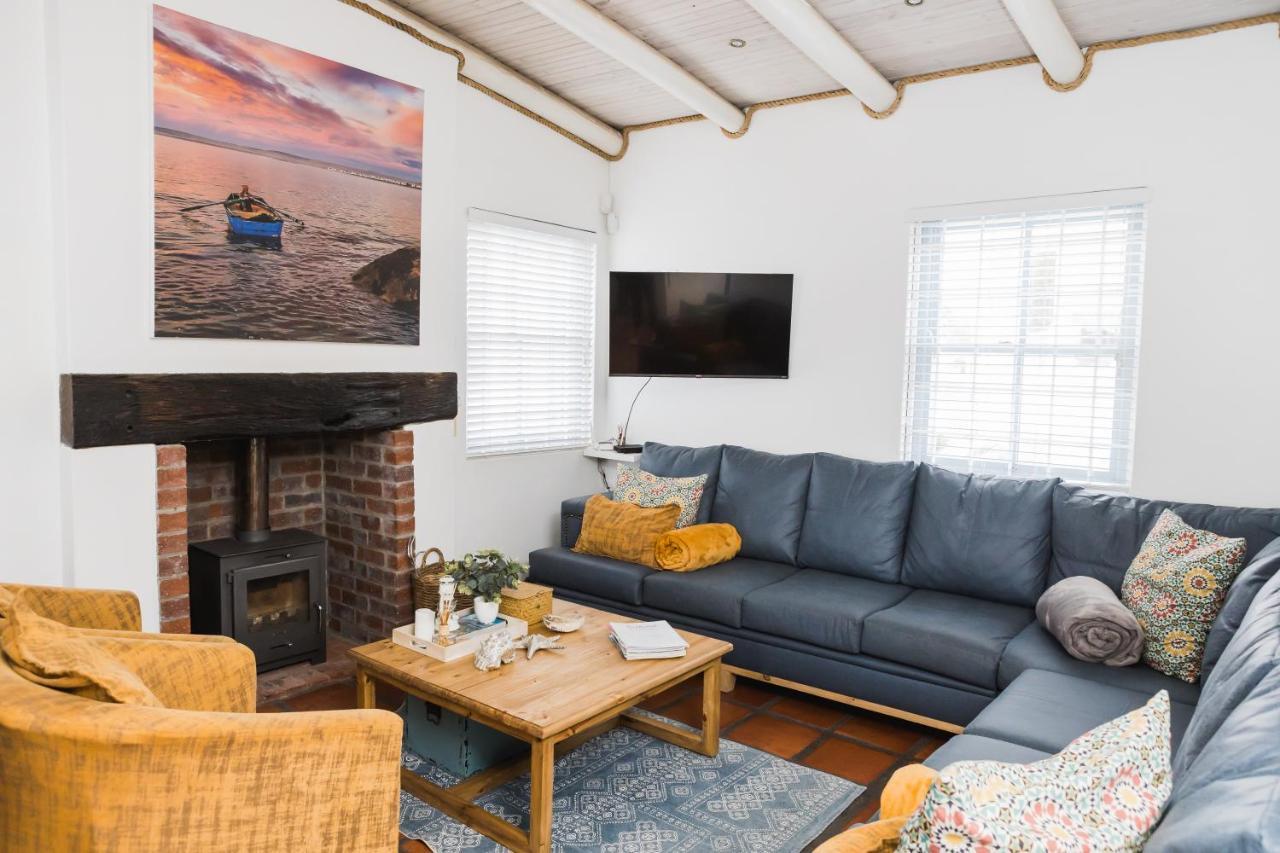 Flamink Beach View Cottage In باتيرنوستير المظهر الخارجي الصورة