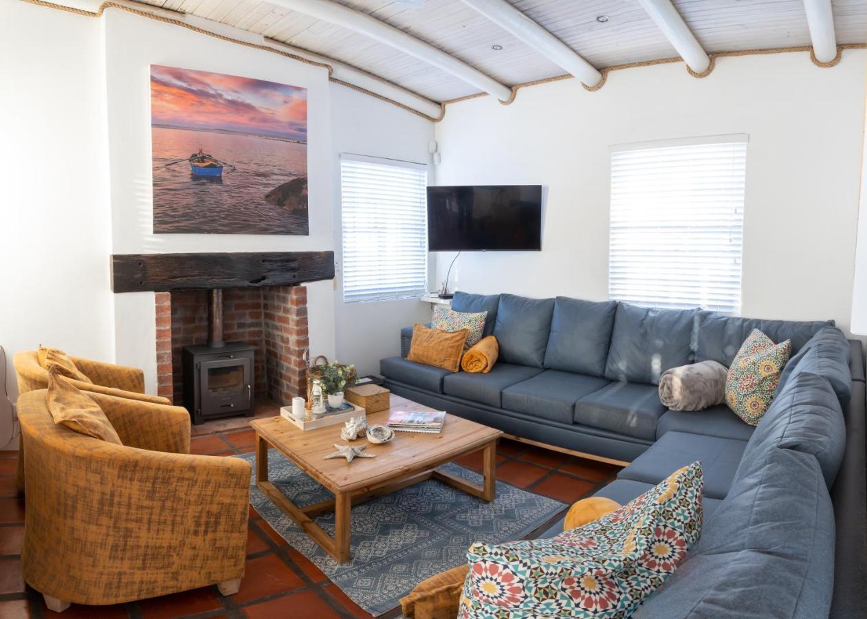 Flamink Beach View Cottage In باتيرنوستير المظهر الخارجي الصورة